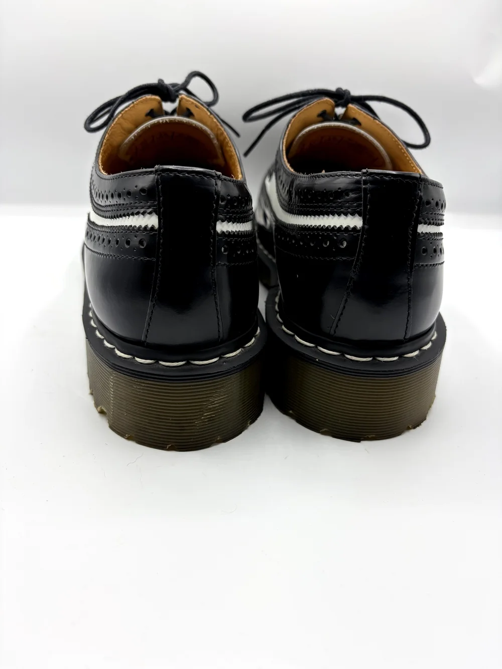 Dr.MartensVintage Rockabilly ,Dr. Martens Black and White Brogue Wingtip Oxfords